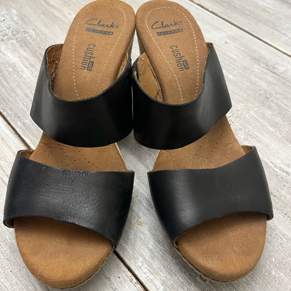Clarks Women's Black Slide wedge Sandals